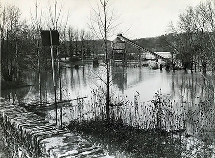 Trémie à la Boire d'anjou en 1982