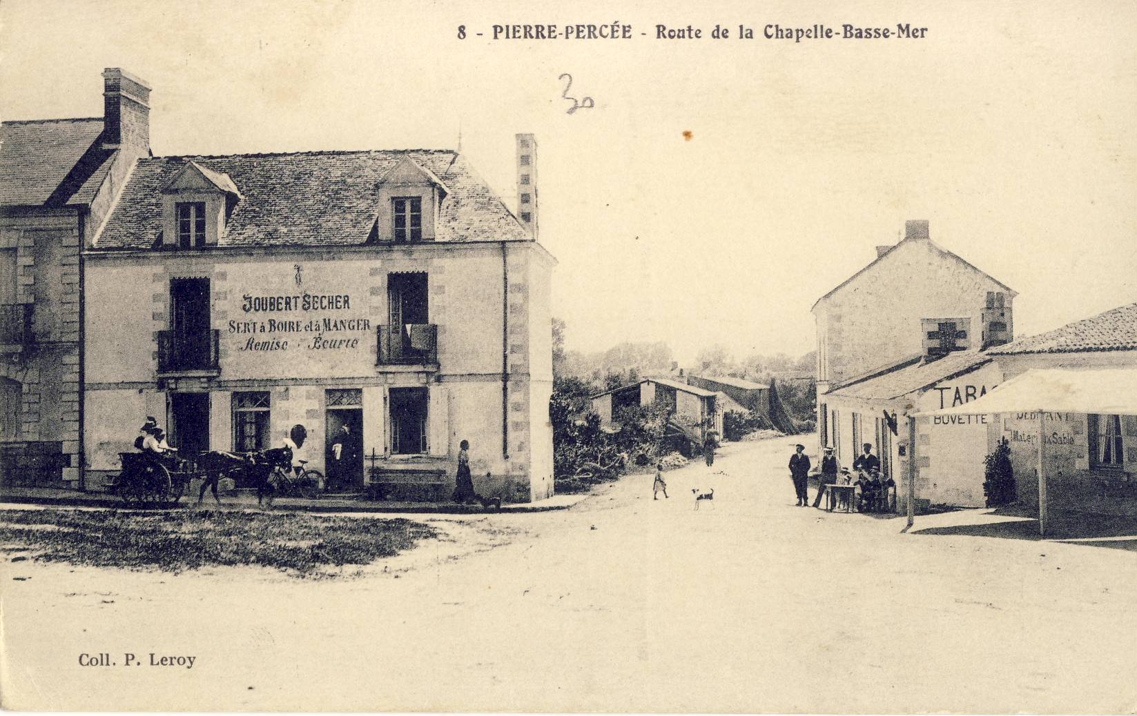 La Pierre Percée, à la Chapelle Basse-Mer