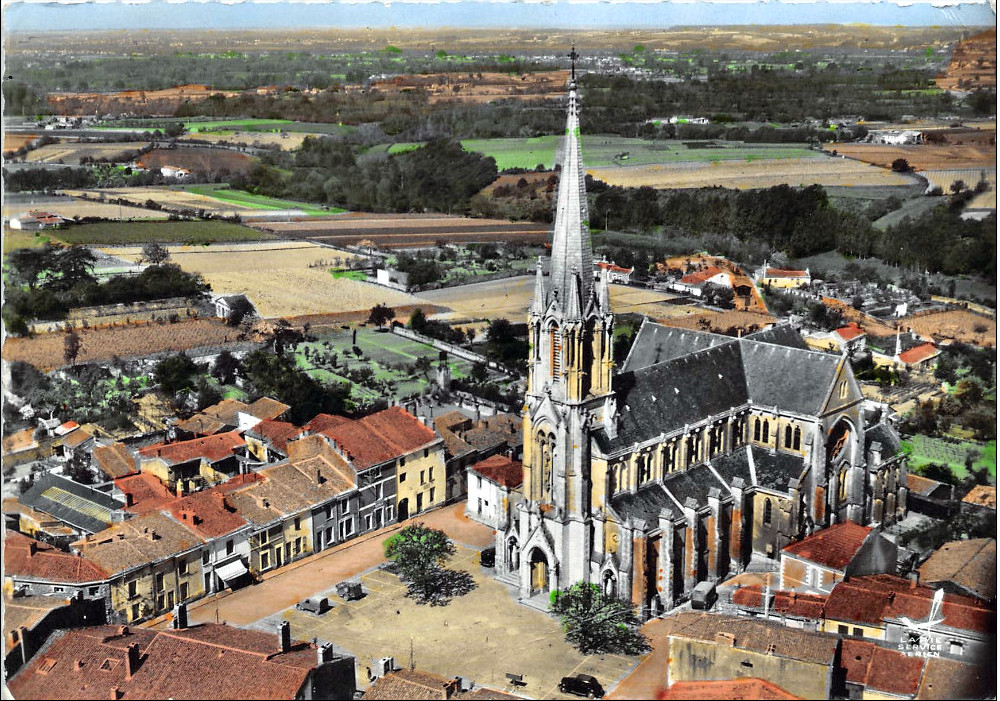 Le centre ville de la Chapelle Basse-Mer